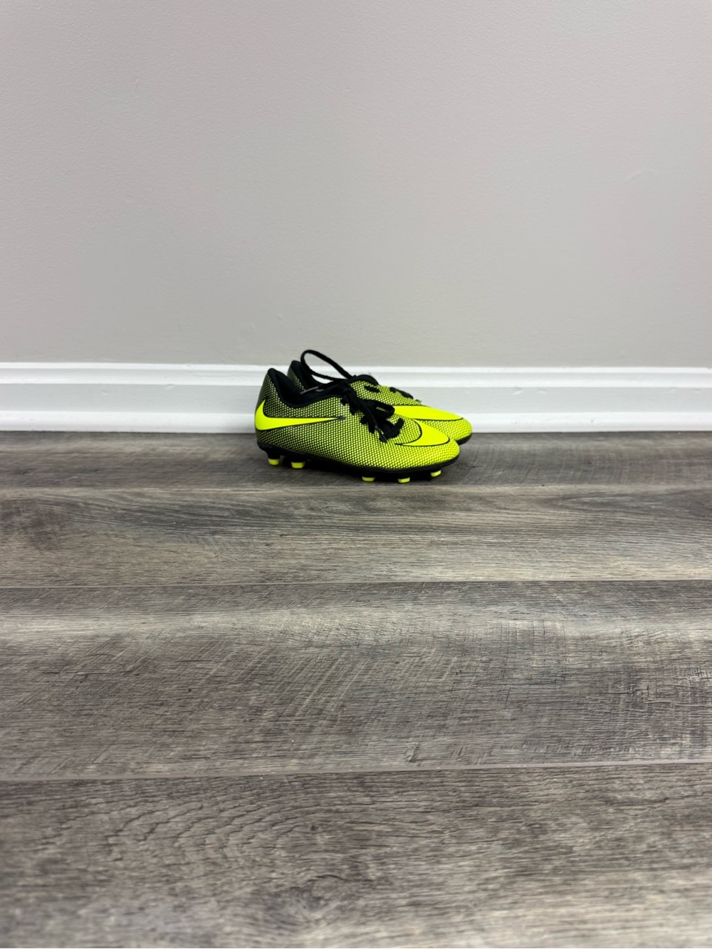 Nike Kids Yellow Soccer Cleats
